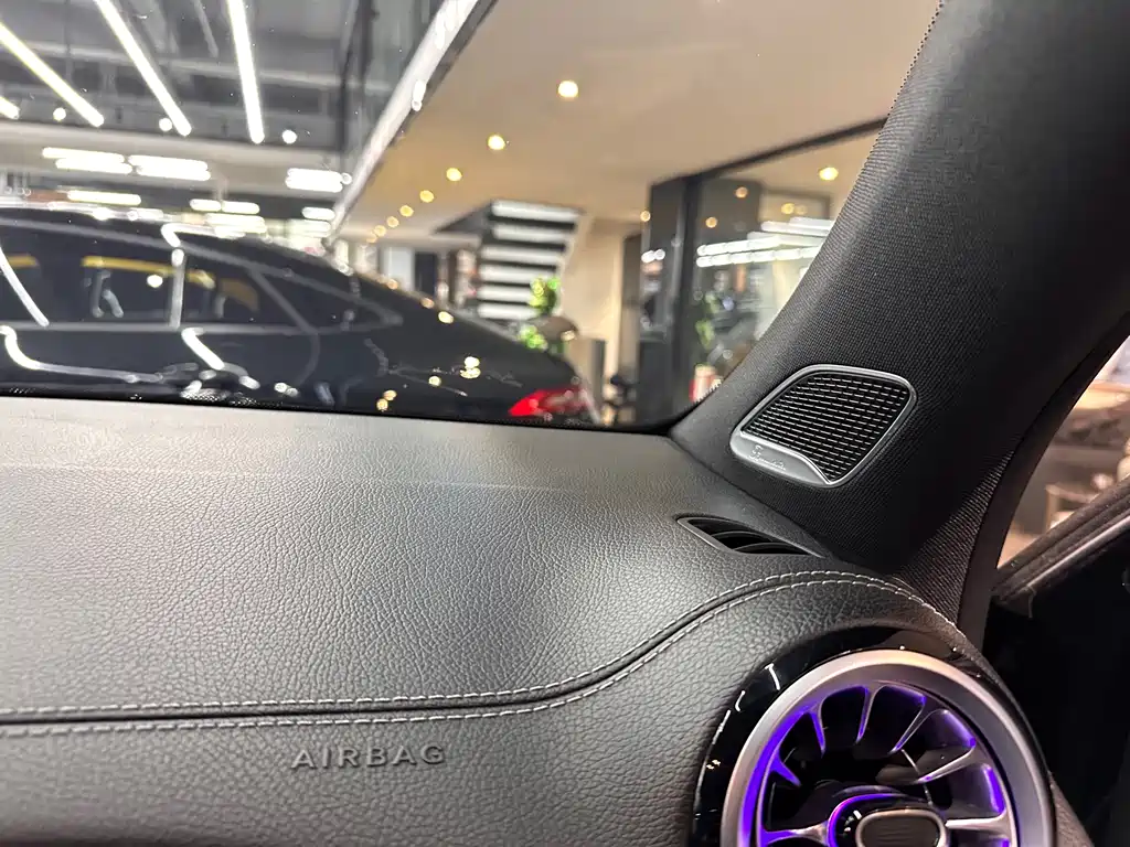 Mercedes-Benz GLB AMG 2023 — фото 15