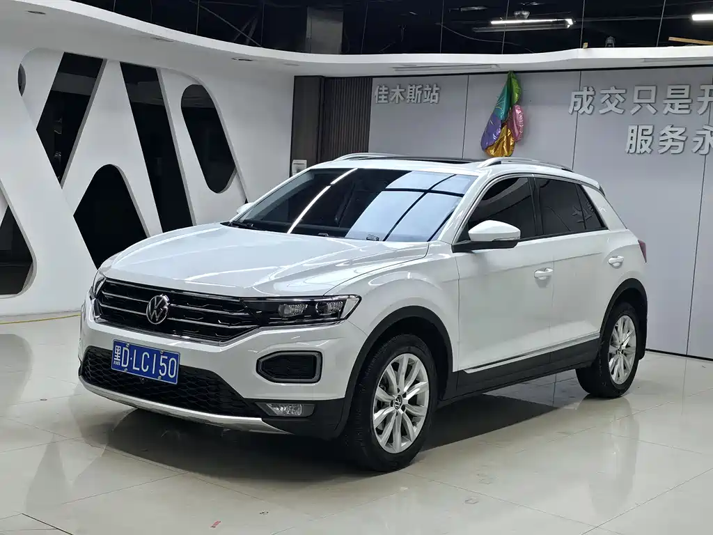 Volkswagen T-Roc 2023 — фото 3