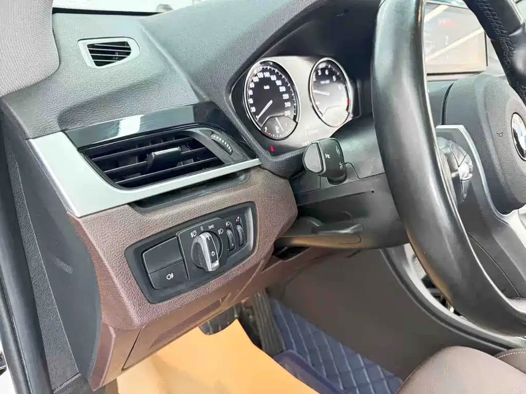 BMW X1 2022 — фото 10