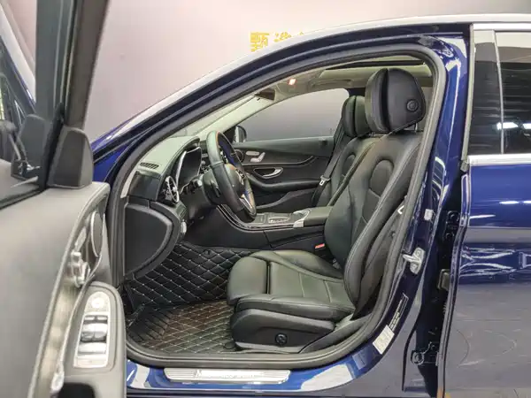 Mercedes-Benz C-Class 2019