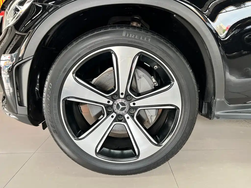 Mercedes-Benz GLC 2023 — фото 24