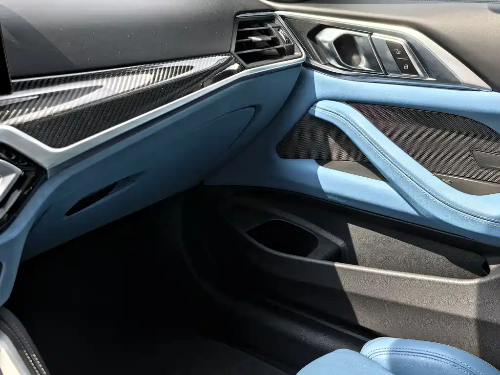 BMW M4 2025 — фото 9