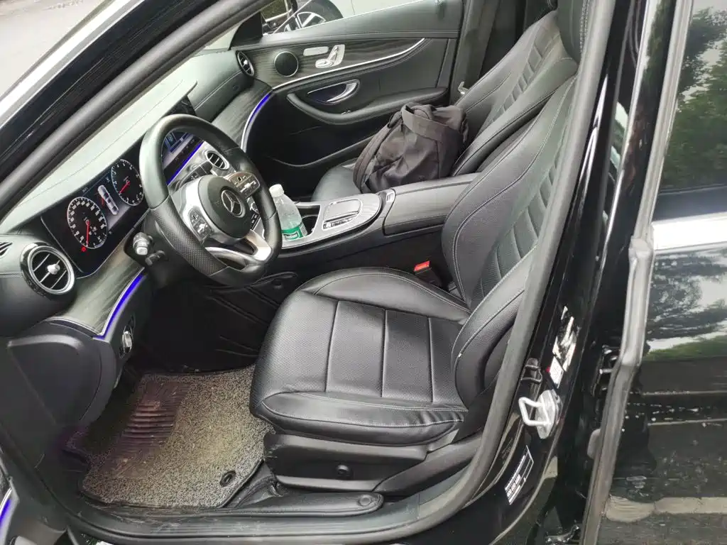 Mercedes-Benz E-Class 2019 — фото 16