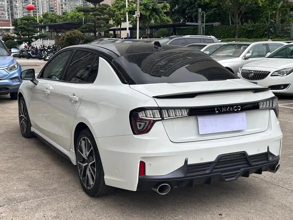 Lynk & Co 03 2019 — фото 6