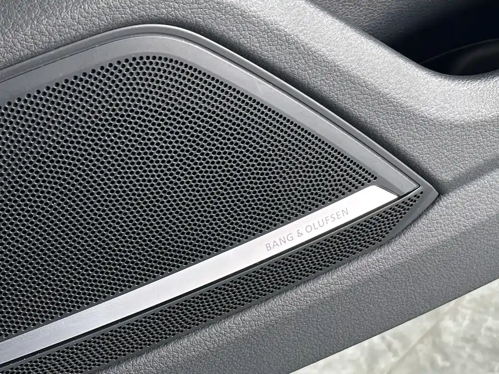 Audi A6L 2023 — фото 17