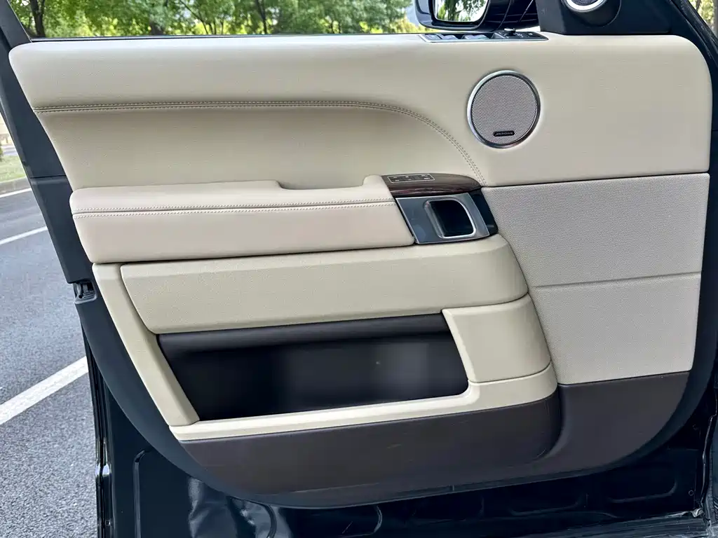 Land Rover Range Rover 2014 — фото 10