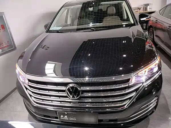 Volkswagen Viloran 2025