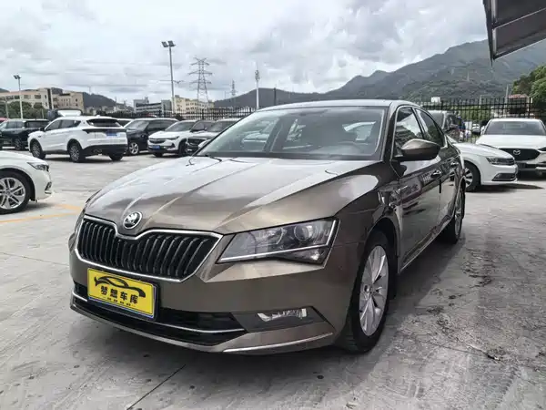 Skoda Superb 2019