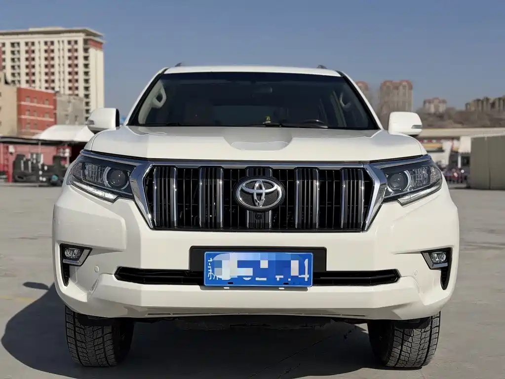 Toyota Prado 2019 — фото 2
