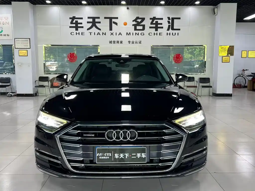 Audi A8 2019 — фото 2