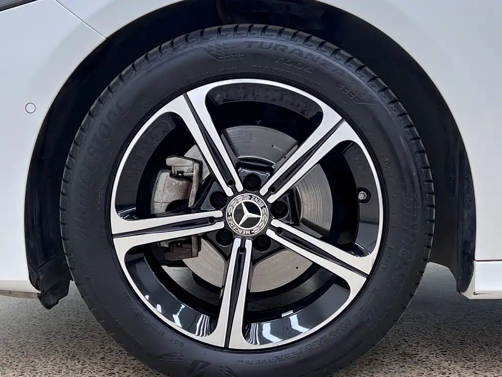 Mercedes-Benz A-Class 2023 — фото 8