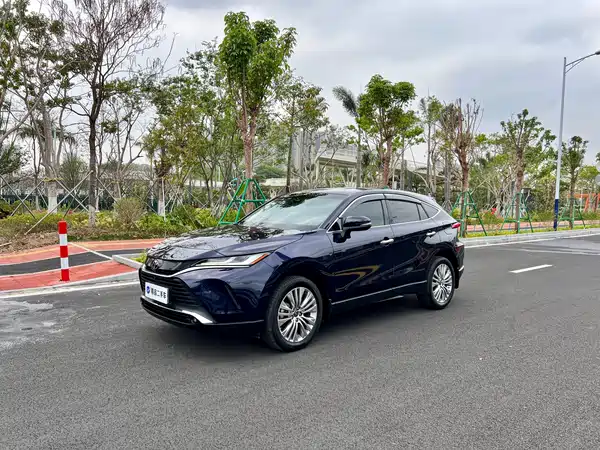 Toyota Harrier 2022