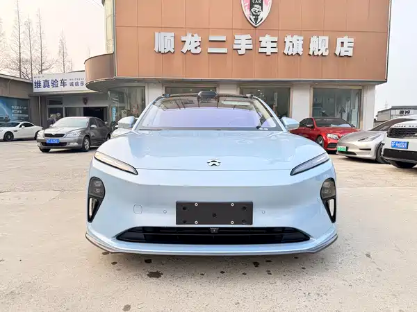 NIO ET5 2025