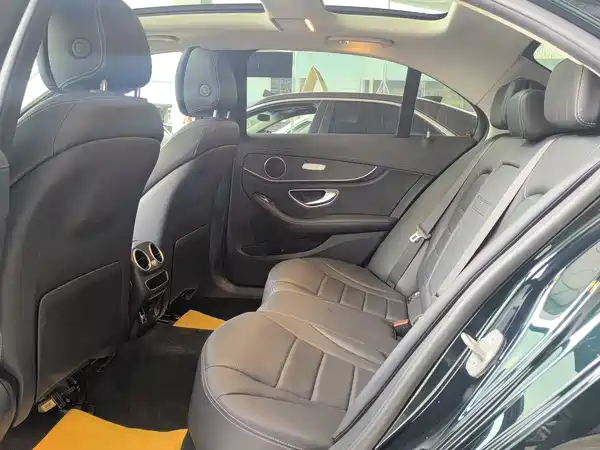 Mercedes-Benz C-Class 2020
