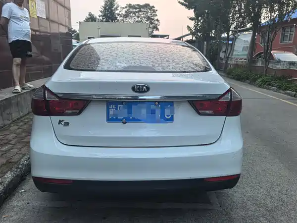 Kia K3 2016
