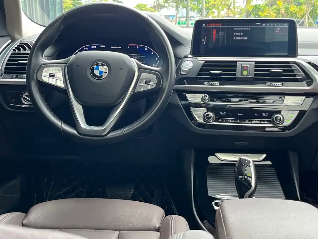 BMW X3 2021 — фото 11