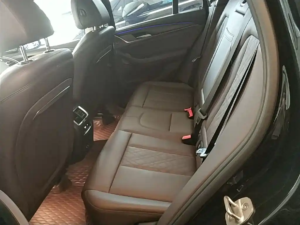 BMW X3 2021 — фото 17