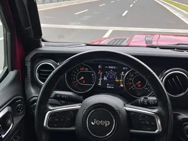Jeep Wrangler 2024