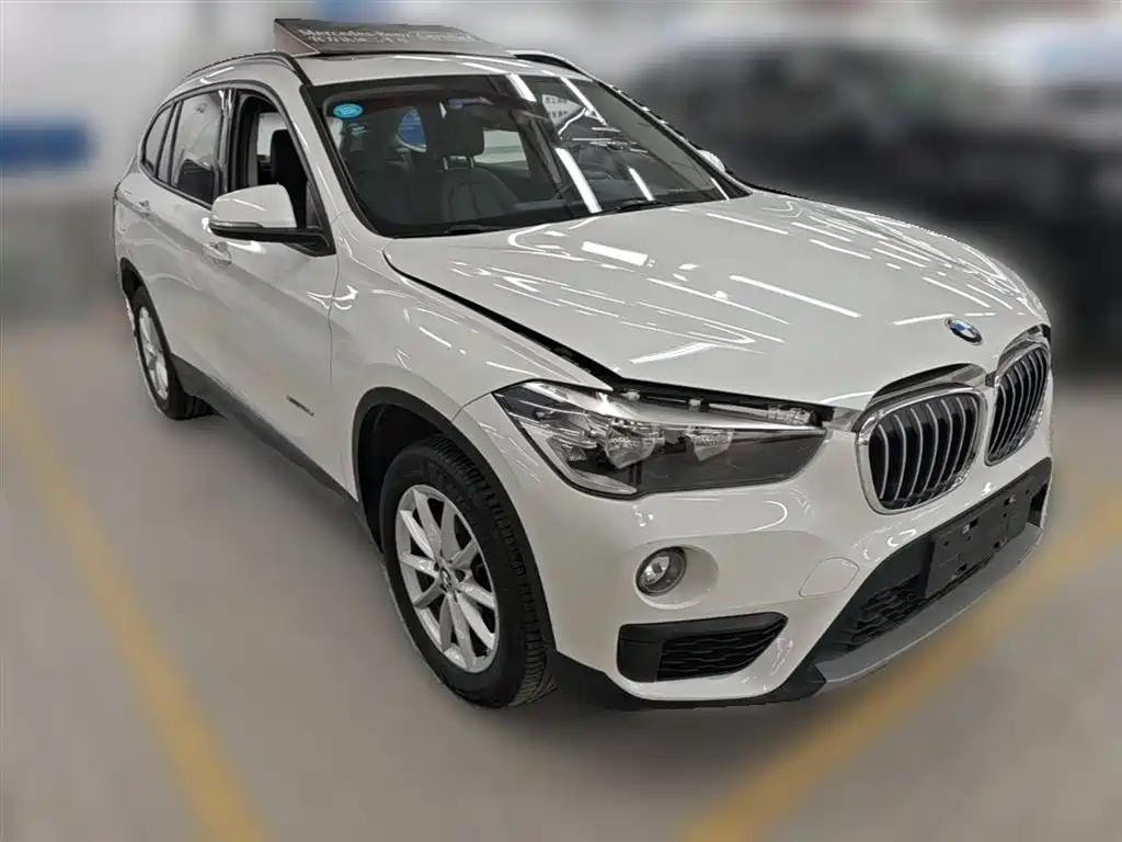BMW X1 2017 — фото 7