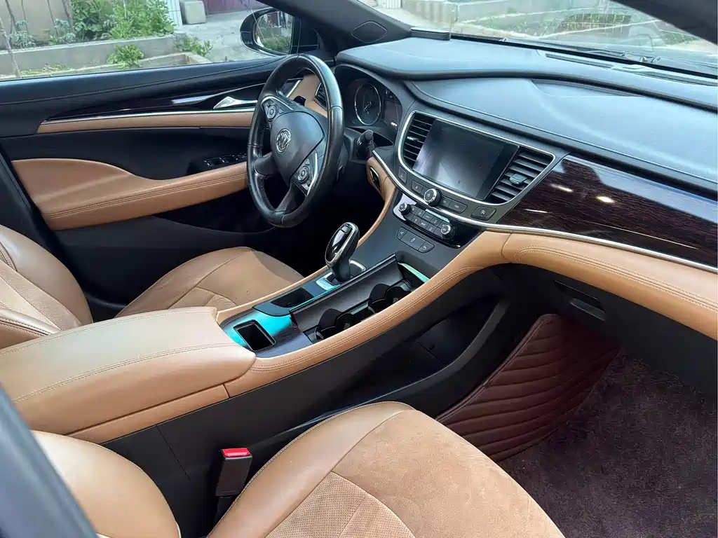 Buick LaCrosse 2018 — фото 3