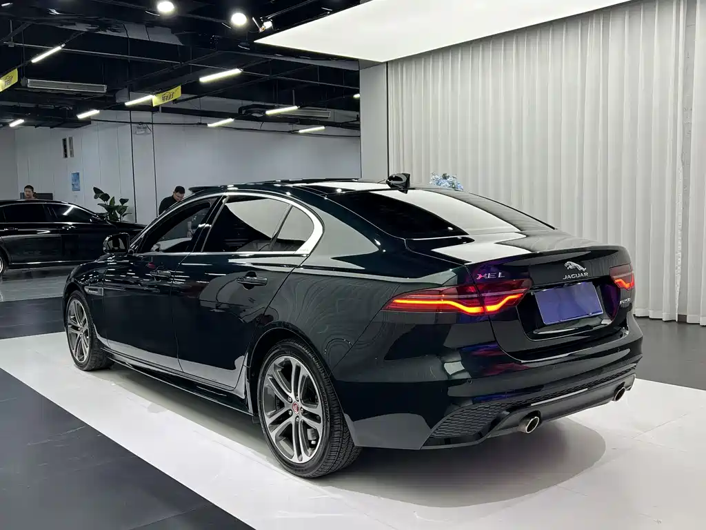 Jaguar XEL 2023 — фото 10