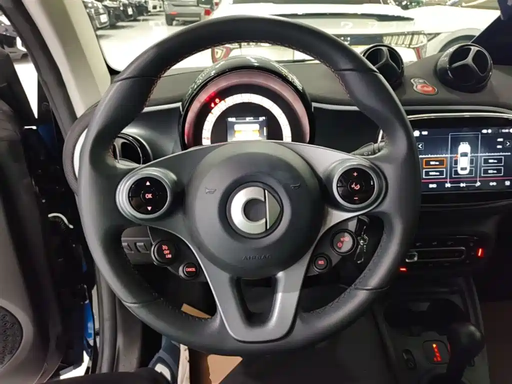 smart Fortwo 2019 — фото 11