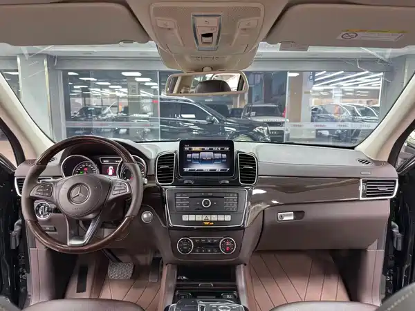 Mercedes-Benz GLS 2018