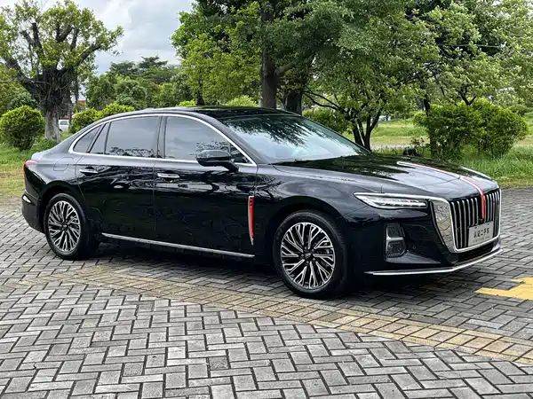 Hongqi H5 2025