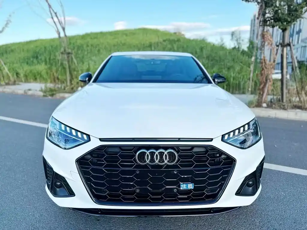 Audi A4L 2023