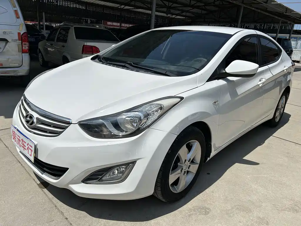 Hyundai Elantra Langdong 2014 — фото 1