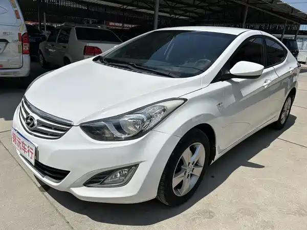 Hyundai Elantra Langdong 2014