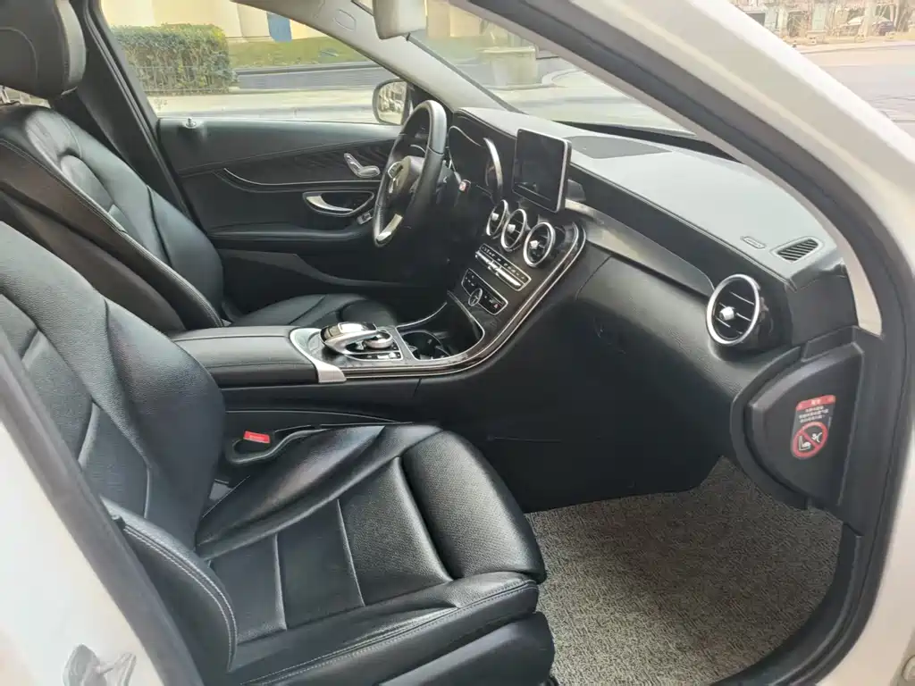 Mercedes-Benz C-Class 2015 — фото 7