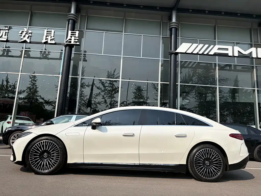 Mercedes-Benz EQS 2023 — фото 23
