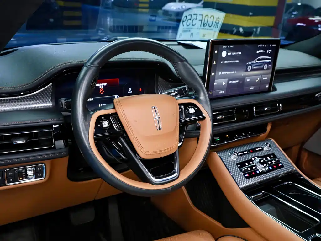 Lincoln Aviator 2020 — фото 14