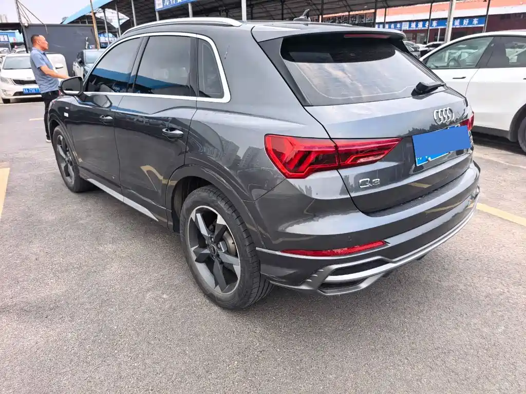 Audi Q3 2022