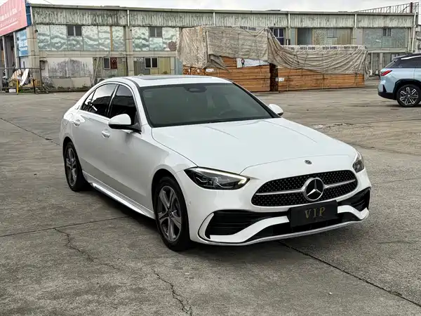 Mercedes-Benz C-Class 2022