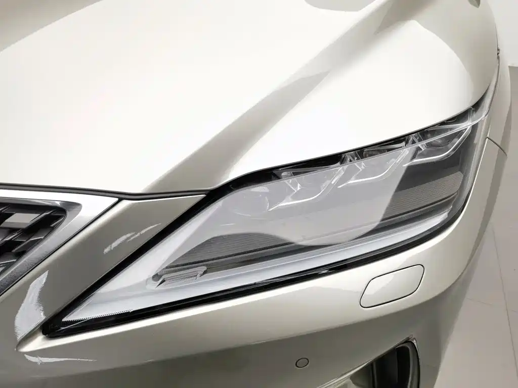 Lexus RX 2022