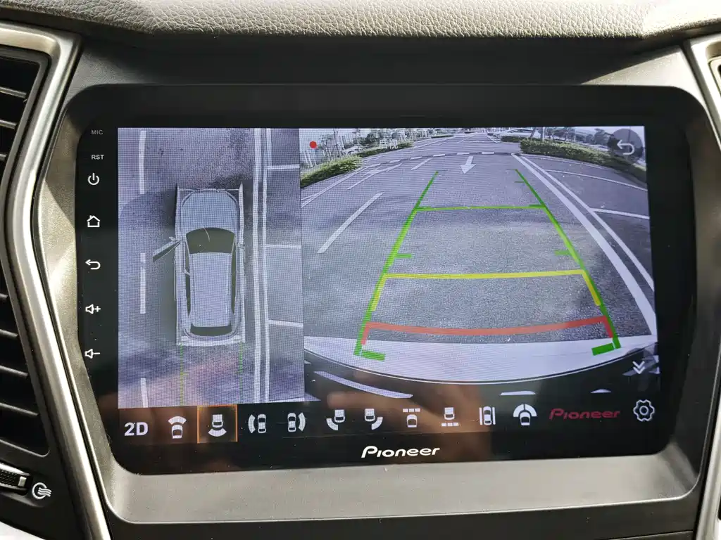 Hyundai Santa Fe 2018 — фото 24