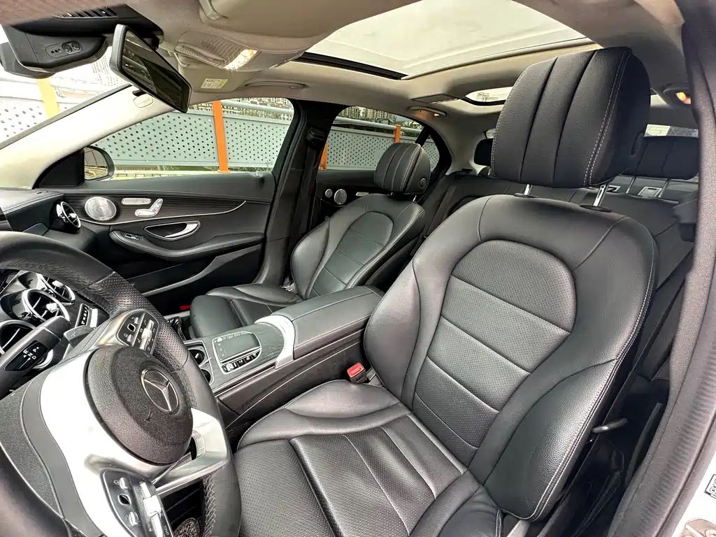 Mercedes-Benz C-Class 2021