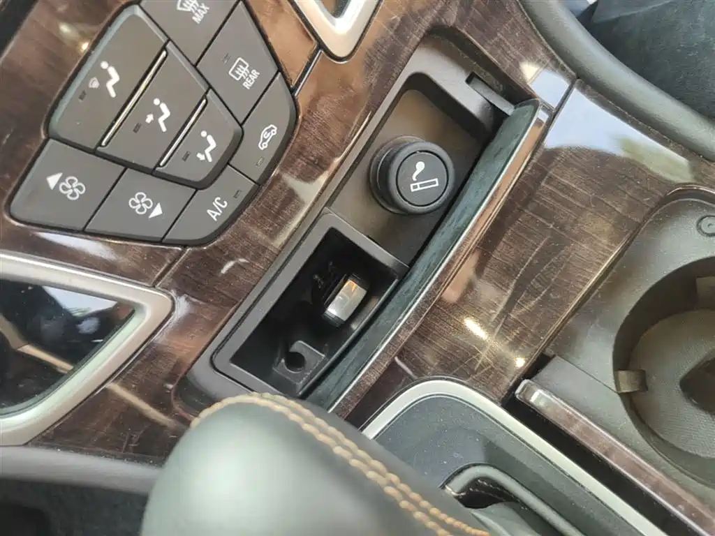 Buick LaCrosse 2015 — фото 9