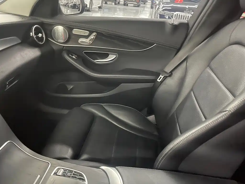 Mercedes-Benz C-Class 2021 — фото 9