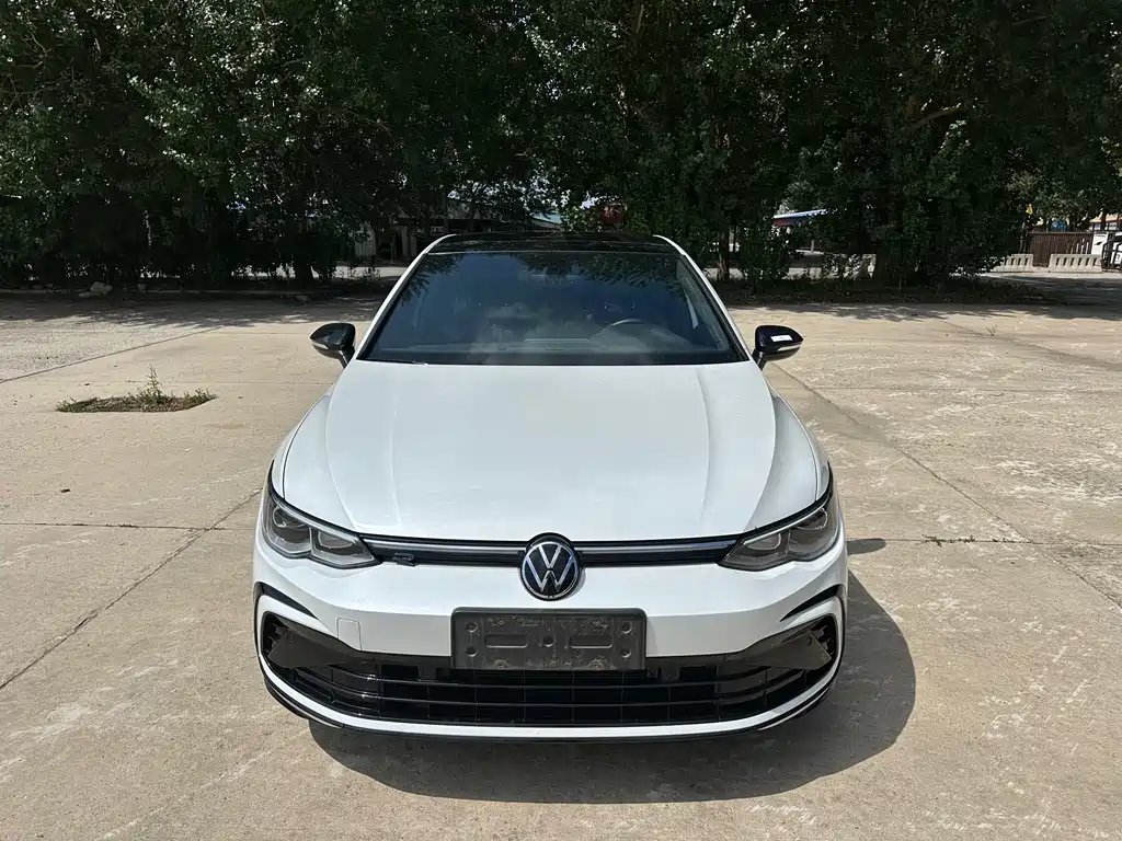 Volkswagen Golf 2023