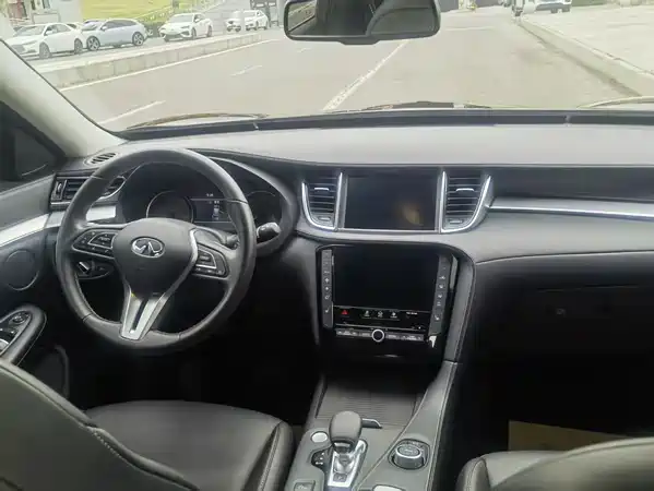 Infiniti QX50 2020