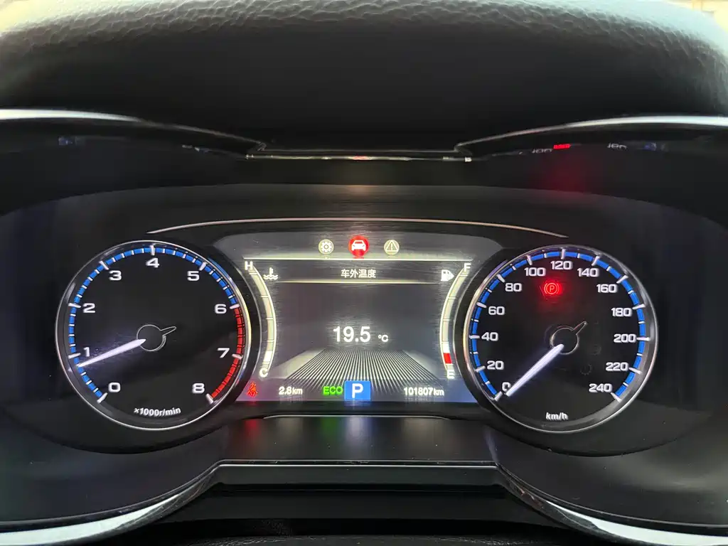 GAC Motor Trumpchi GS8 2018 — фото 22