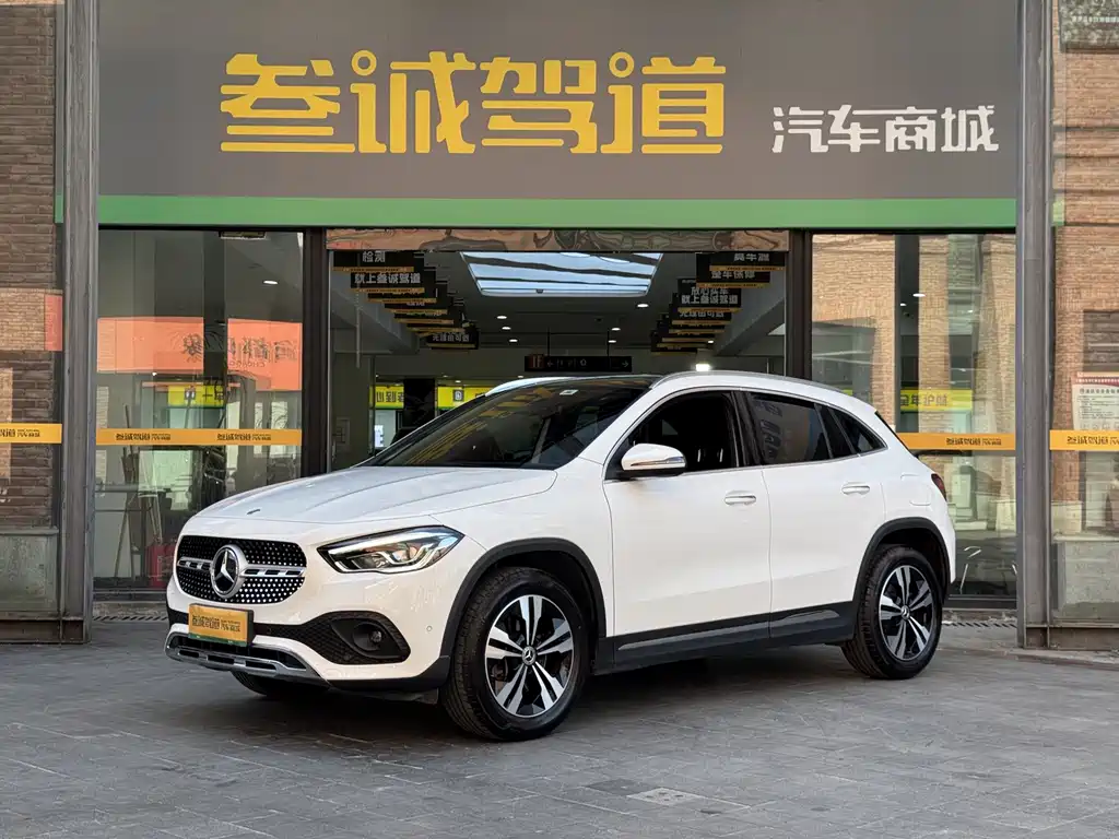Mercedes-Benz GLA 2023