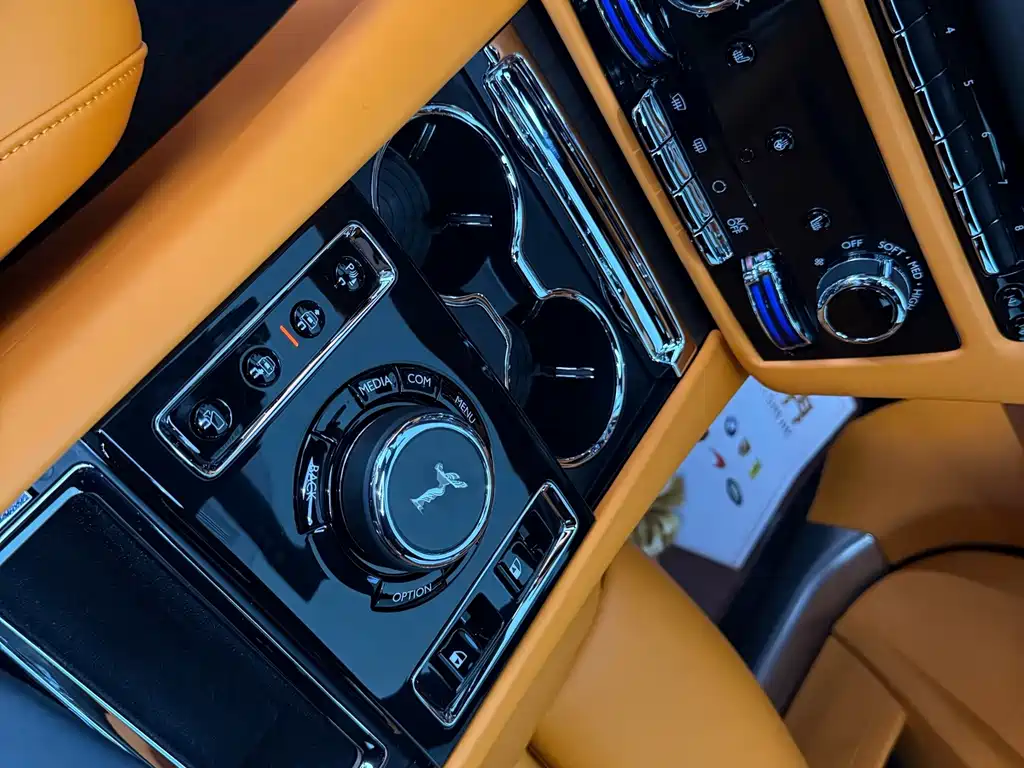 Rolls-Royce Ghost 2024 — фото 13