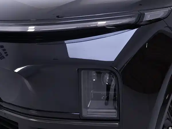 Li Auto L9 2025
