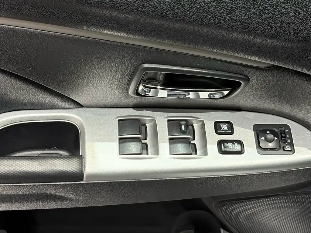 Mitsubishi Jinxuan ASX 2020 — фото 8
