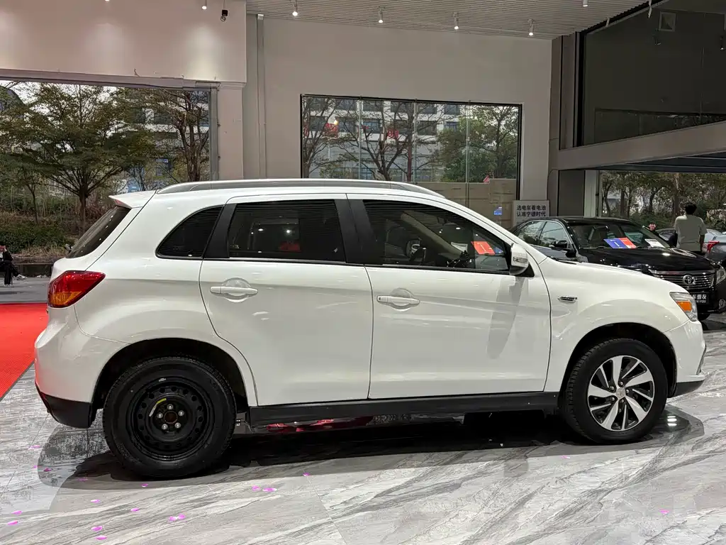 Mitsubishi Jinxuan ASX 2020 — фото 31