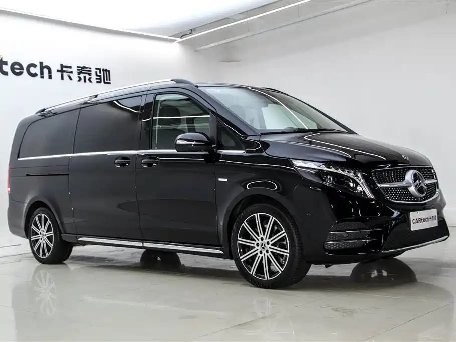 Mercedes-Benz V-Class 2023 — фото 3